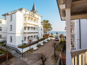 Strandvillen Binz - Ferienwohnung mit 1 Schlafzimmer und Balkon AH-564